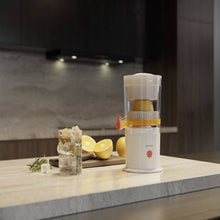 Load image into Gallery viewer, Porodo Portable Cordless Citrus Juicer
